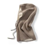Sciarpa con cappuccio lavorata a maglia in cashmere al 100% con coulisse regolabile