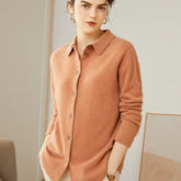 Cardigan con colletto morbido e risvolto, in maglia di cashmere, maglione, camicia abbottonata