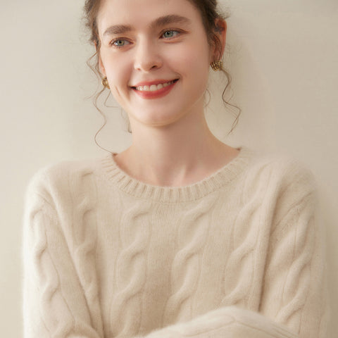 100% Cashmere Cable Knit Crew Neck Relaxed Fit Pullover Sweater with Ribbed Cuffs
