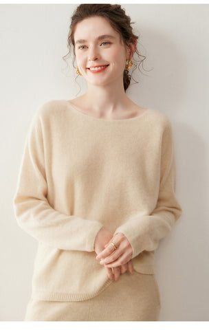 Elegant Relaxed Fit Knit Pullover Women's Cashmere Wool Boat Neck Sweater