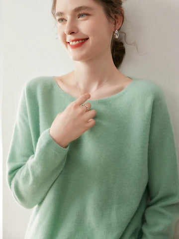 Elegant Relaxed Fit Knit Pullover Women's Cashmere Wool Boat Neck Sweater