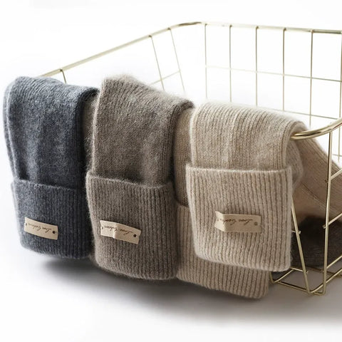 Luxury 100% Cashmere Winter Mid-Calf Knitted Lounge Soft Crew Socks