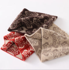 100% Cashmere Jacquard Knit Neck Warmer Scarf