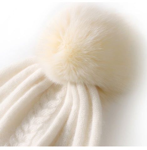 100% Cashmere Ribbed Chunky Knit Beanie with Pom-Pom for Women
